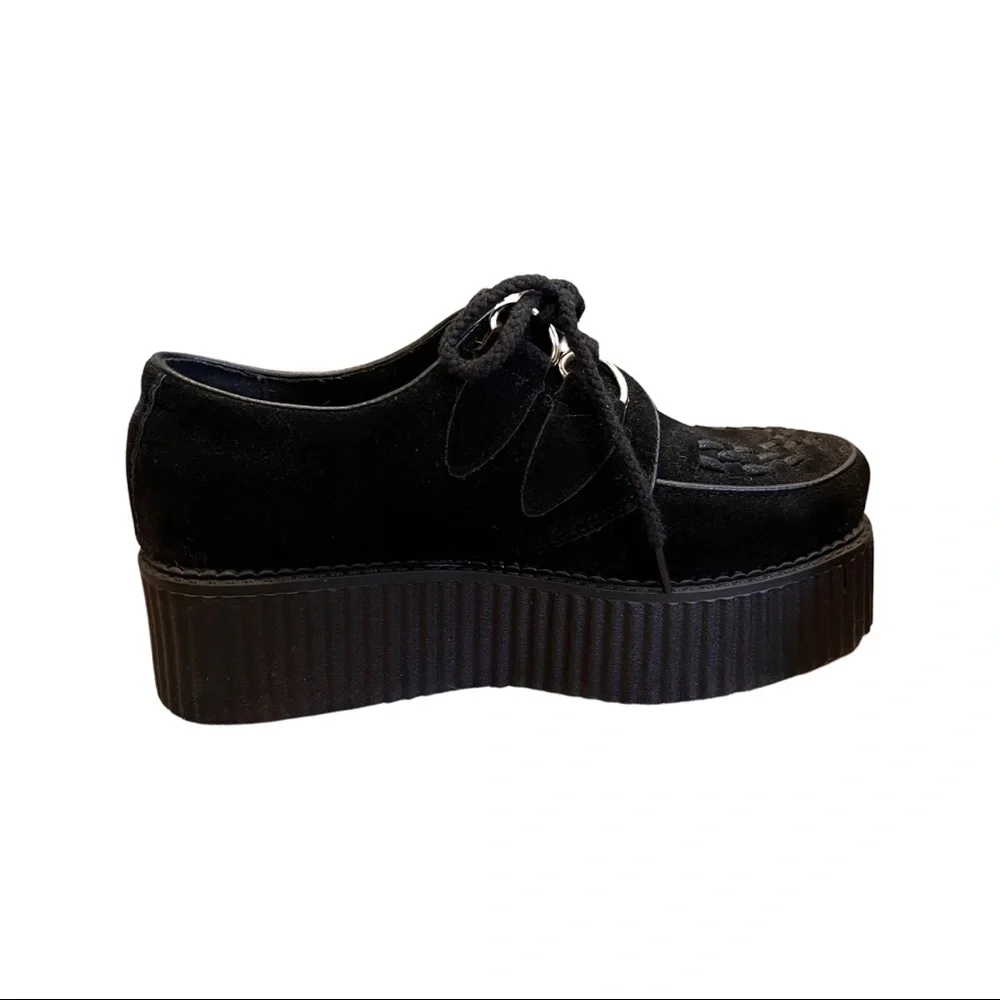 Black Platform Lace-Up Creepers Women’s Shoes